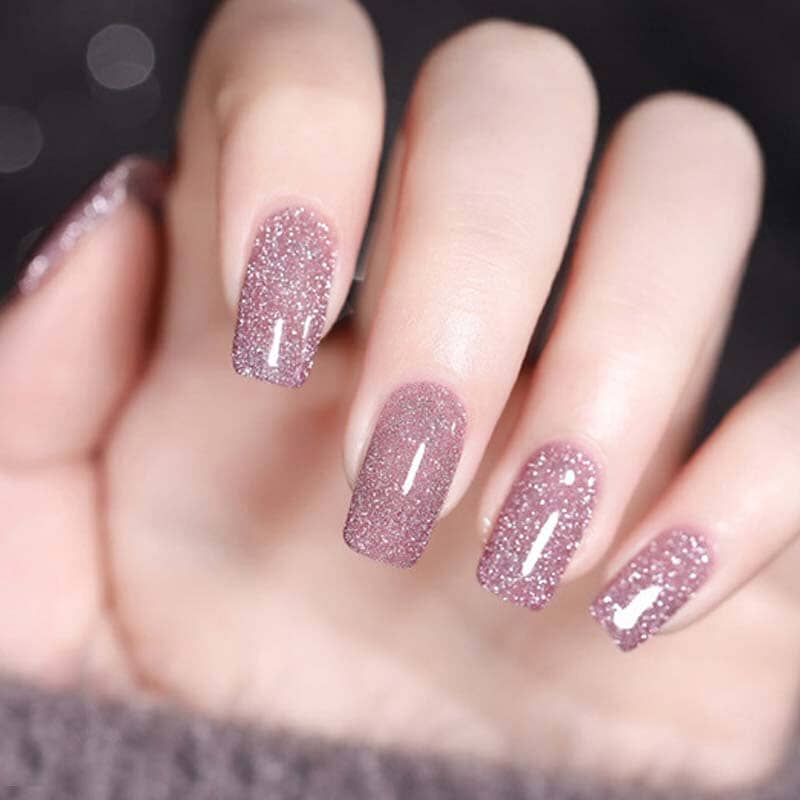 Vernis à ongles à paillettes et à diamants