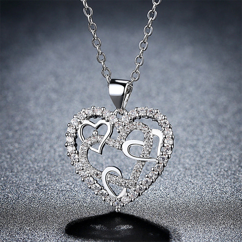 Collier Coeurs Entrelacés