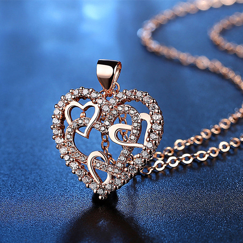 Collier Coeurs Entrelacés