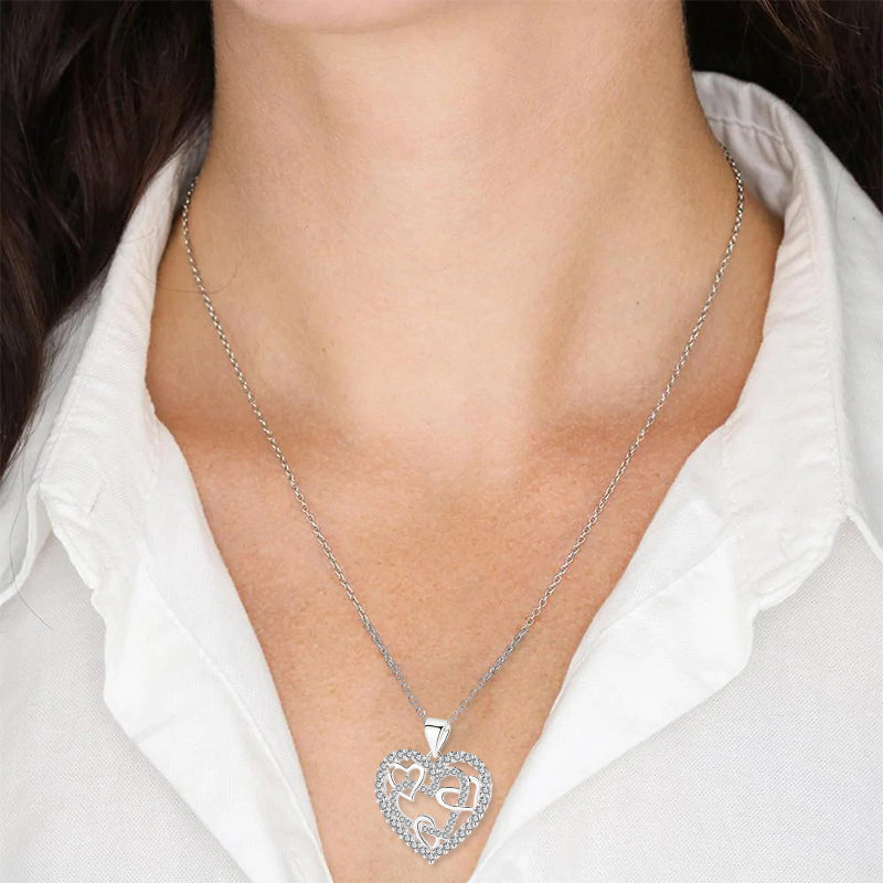 Collier Coeurs Entrelacés