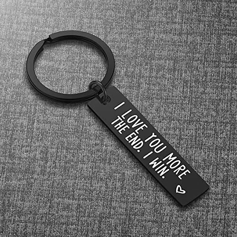 " I LOVE YOU MORE. THE END. I WIN." Porte-clés Drôle de Cadeau de Noël🎁