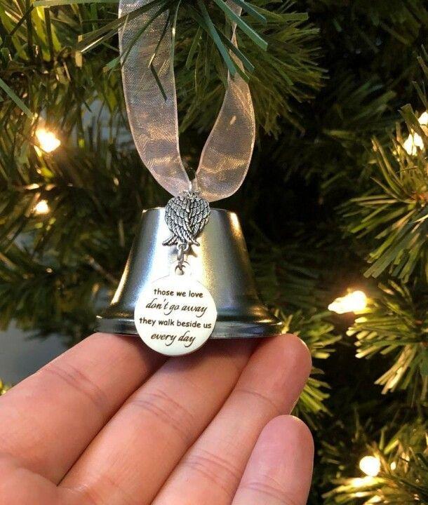 🎄Ornements de Noël Ailes D'ange Cloche-cadeau De Noël Commémoratif🎅