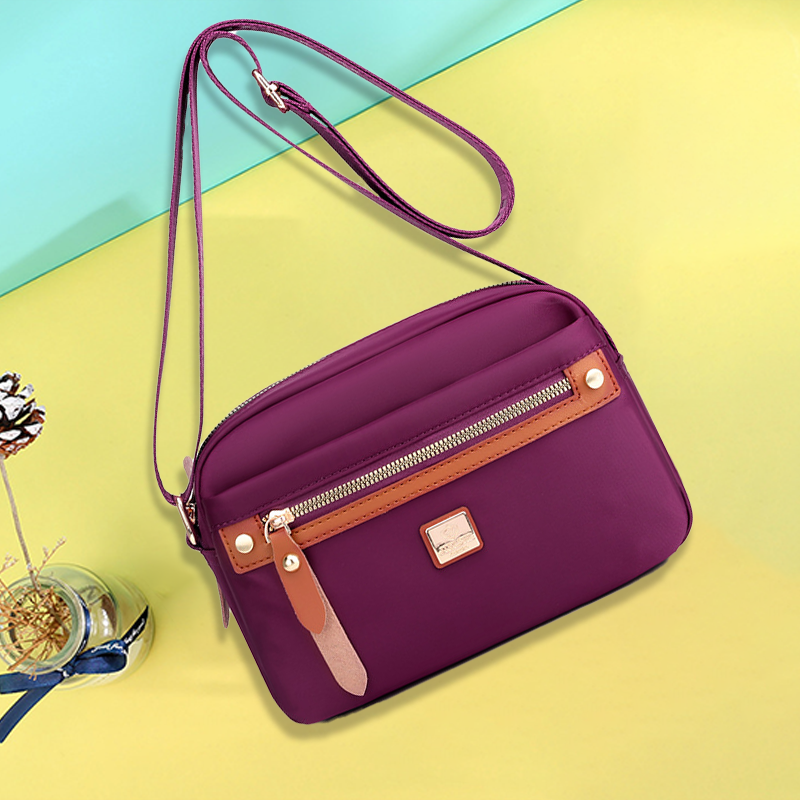Sac à bandoulière de voyage décontracté en nylon uni