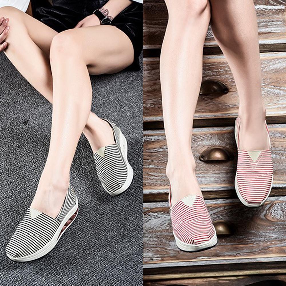 Chaussures De Toile Avec La Bouche Peu Profonde