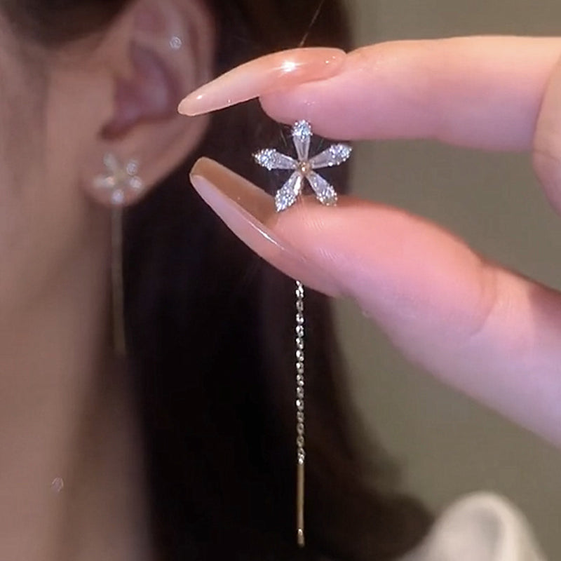 Boucles d'Oreilles Fleur à Franges Brillantes