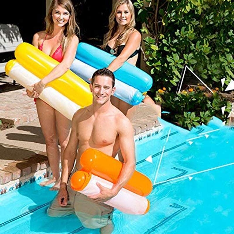 Lit gonflable de la piscine