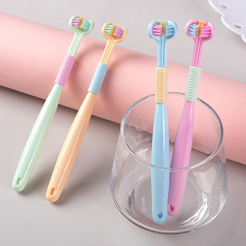 Brosse à dents à trois côtés en forme de V