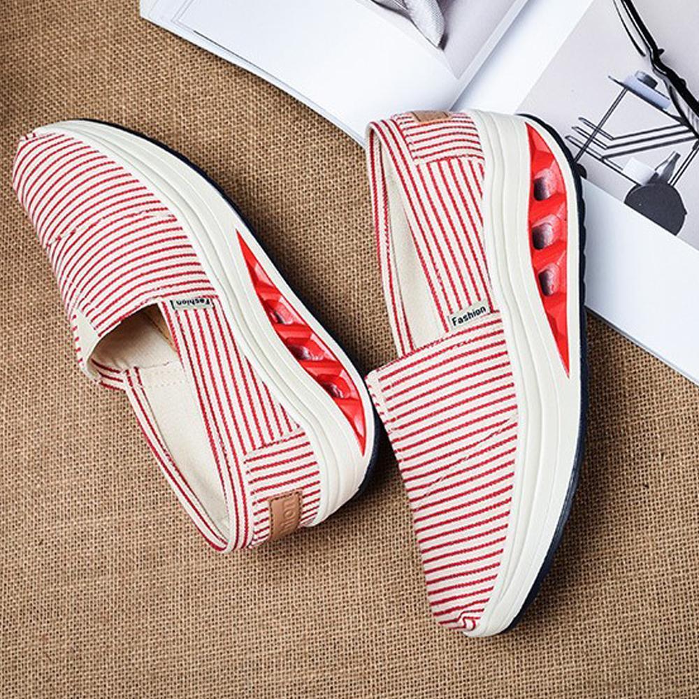 Chaussures De Toile Avec La Bouche Peu Profonde