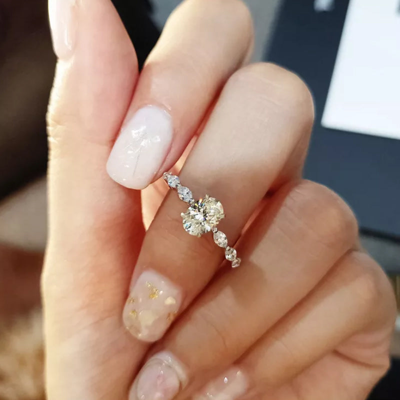Bague de mariage élégante en zircon