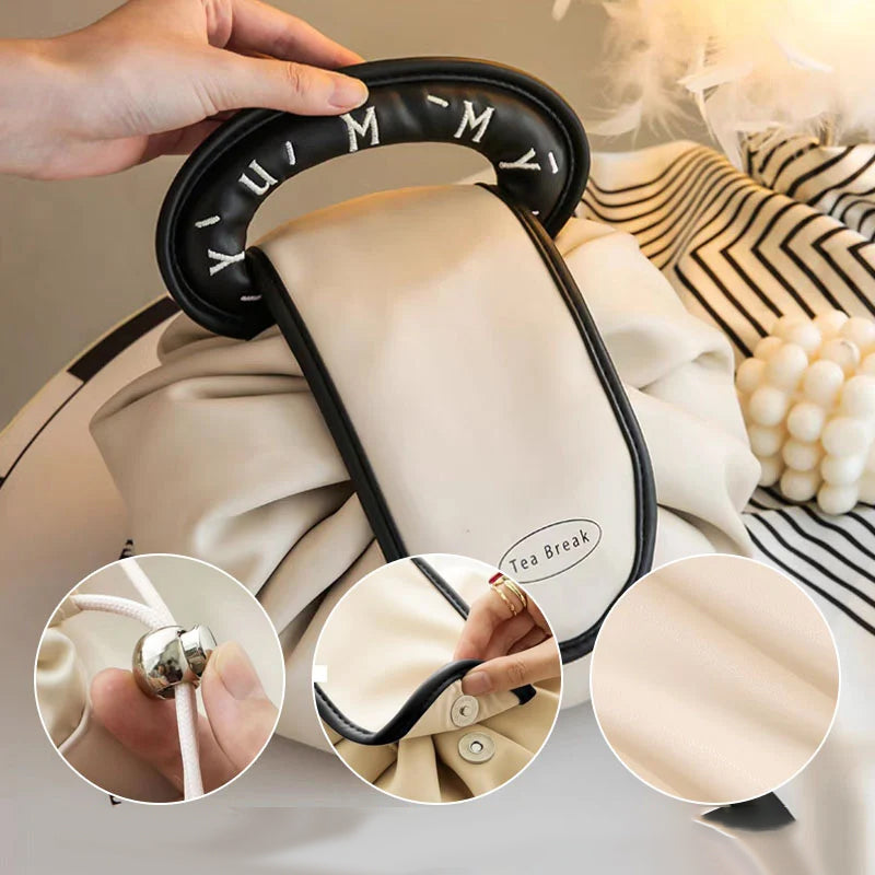 Sac à main avec cordon de serrage pour le maquillage