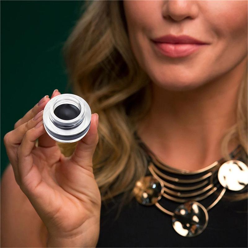 Eyeliner sans Fuite Facile Ă Utiliser (avec pinceau)