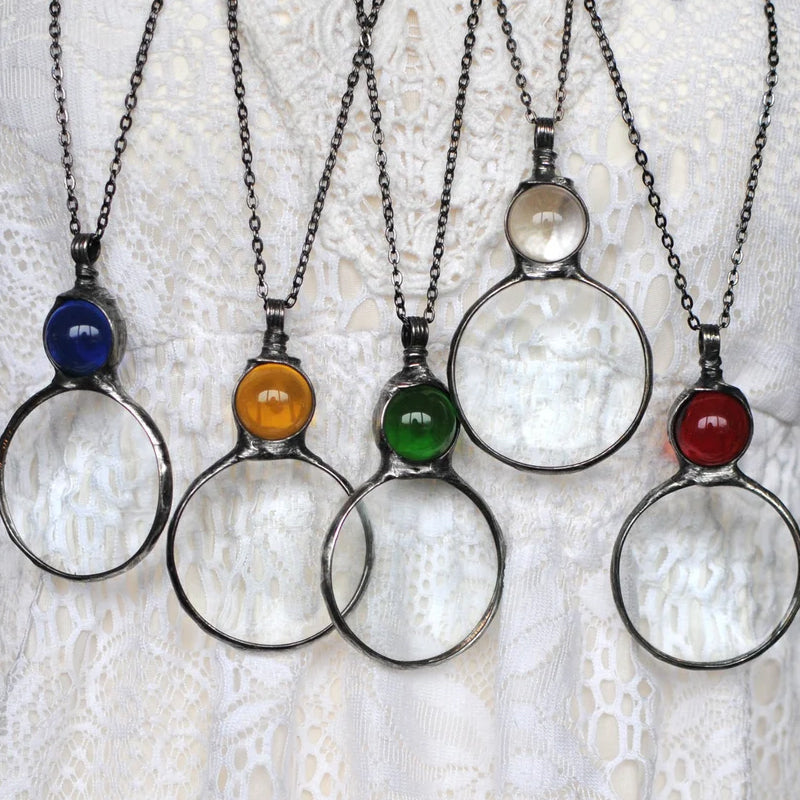 Collier pendentif grande loupe
