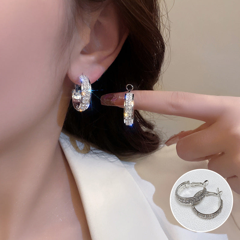 Petites créoles scintillantes