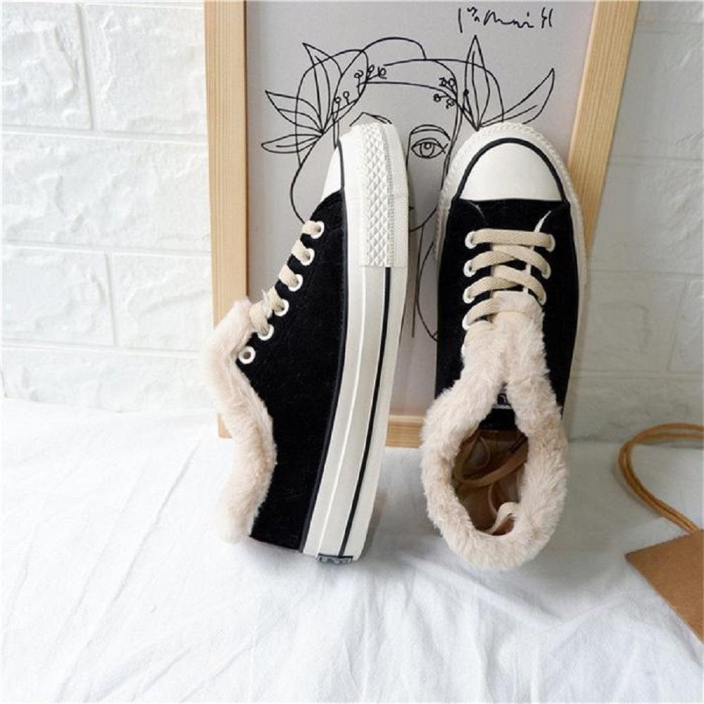 Chaussures de sport en fourrure hiver pour femmes