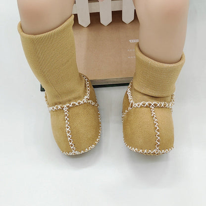 Chaussons doux pour bébé en peluche