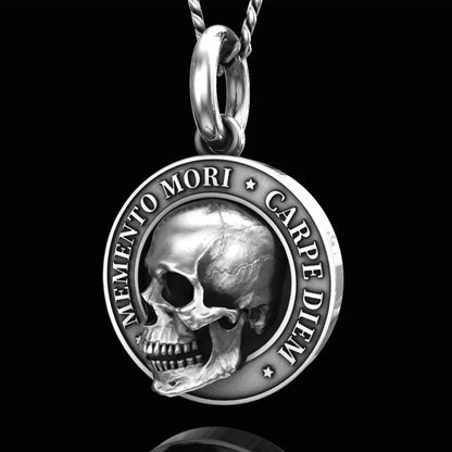 Pendentif tête de mort Memento Mori