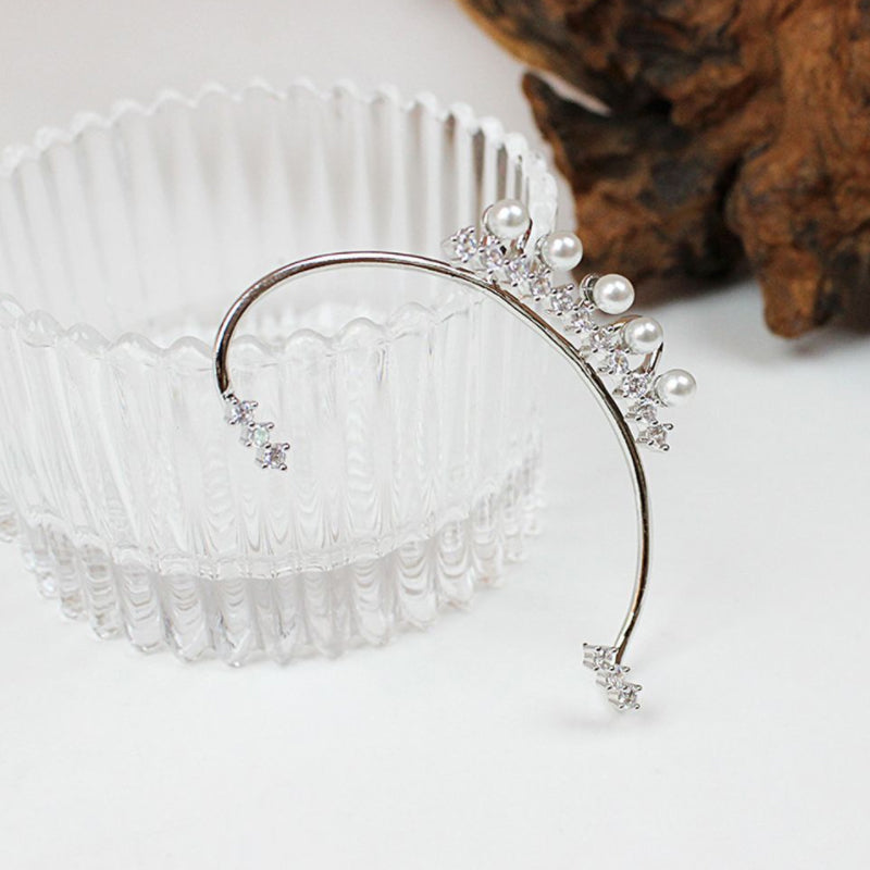 Boucles d'oreilles délicates en perles de zircon