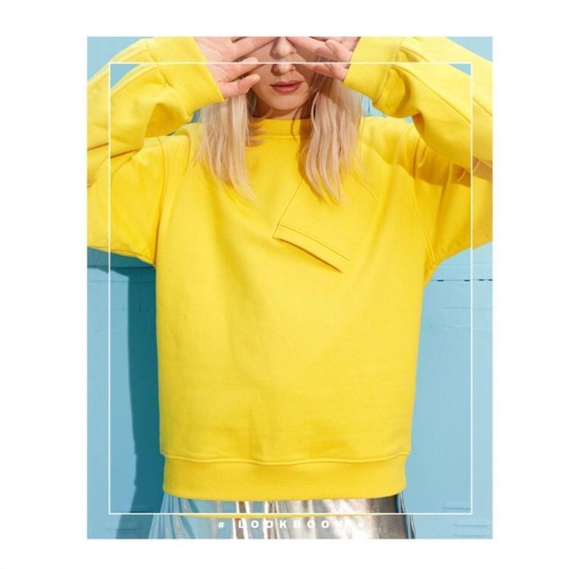 Pull monochrome pour femme avec col roulé