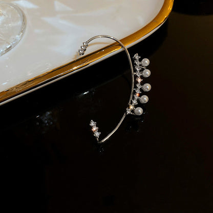 Boucles d'oreilles délicates en perles de zircon
