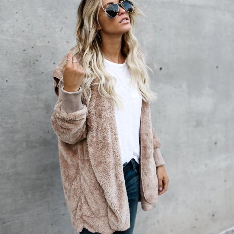 Manteau moelleux à capuche d'hiver pour femme