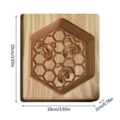 Coupe-biscuits à motifs en bois
