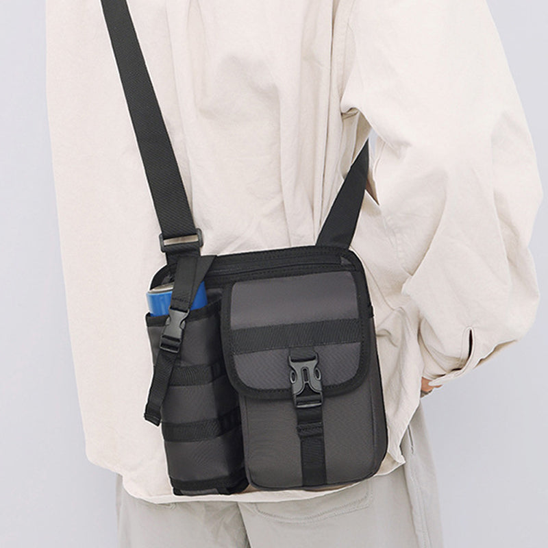 Sacs à bandoulière avec porte-bouteille d'eau