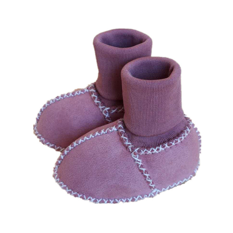 Chaussons doux pour bébé en peluche