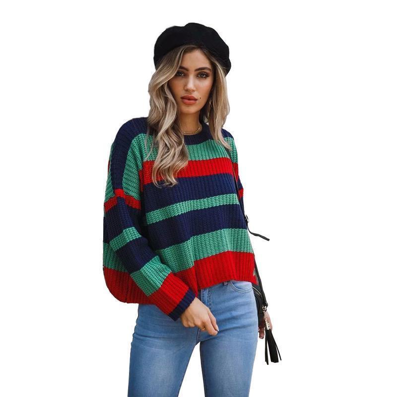 Pull à col rond avec des rayures colorées