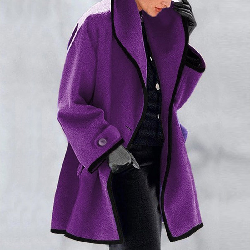 Manteau en laine à capuche avec blocs de couleurs